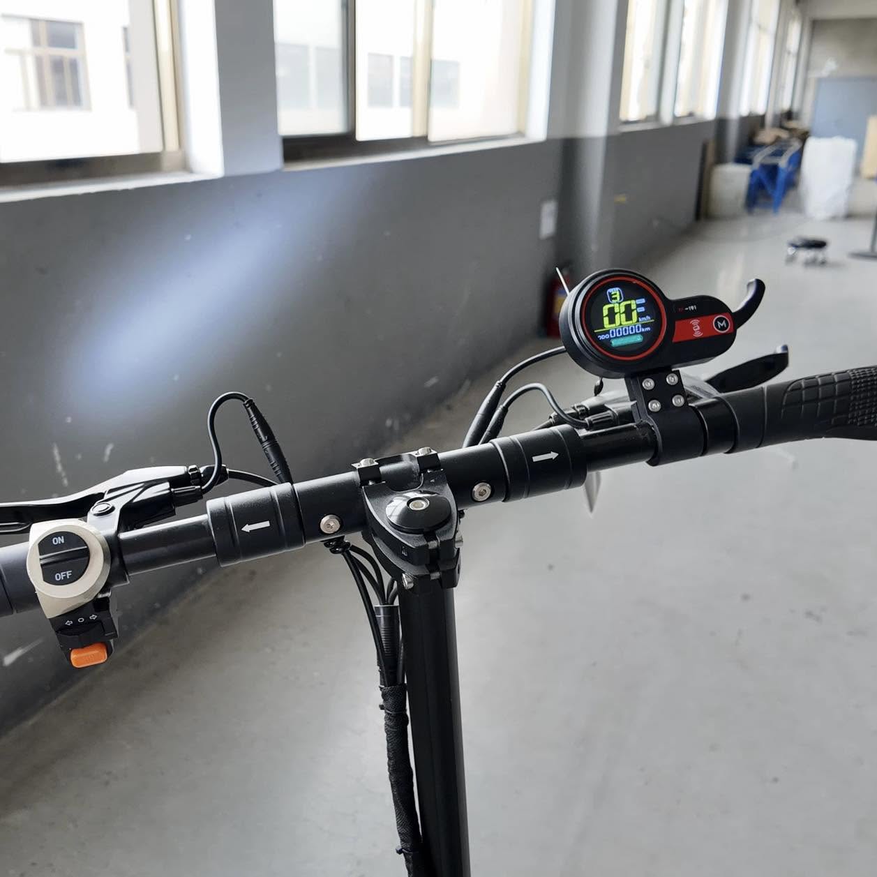 EMANBA L12 El-løbehjul 800W | Op til 45 km/t | NFC | 10" Offroad-dæk